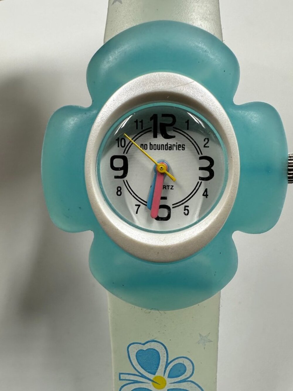 3/$30 No Boundaries Girls Watch Blue Four Leaf Clover New Battery 8.5 Inch